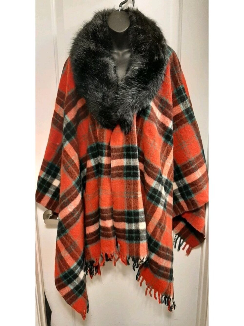 Vintage Checkered Wool Blanket Wrap Faux Fur Collar Handmade Shawl Fringed